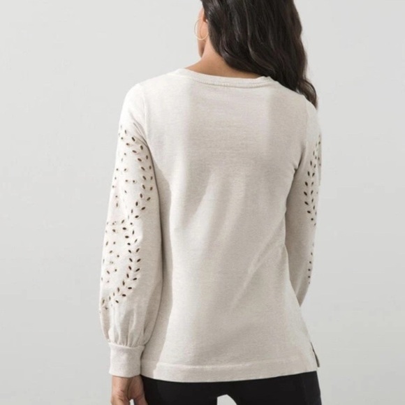 Chico's Zenergy Navy Blue French Terry Cutwork Top Size 2 #00057 - Picture 4 of 5